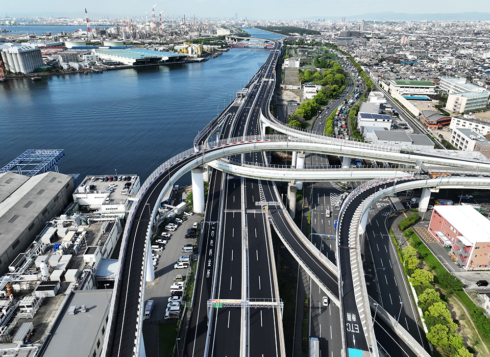阪神高速4号湾岸線リニューアル工事 工事完了いたしました