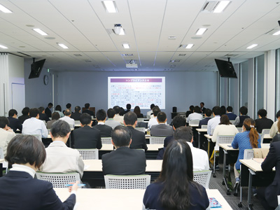 部門別研修の様子