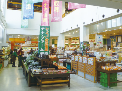 ナナ・ファーム須磨店内