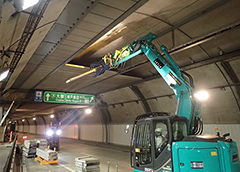 イメージ　短工期を実現した天井板撤去の取り組み　～神戸長田トンネル～