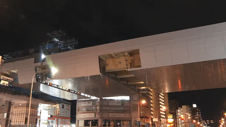 中央径間の架設作業