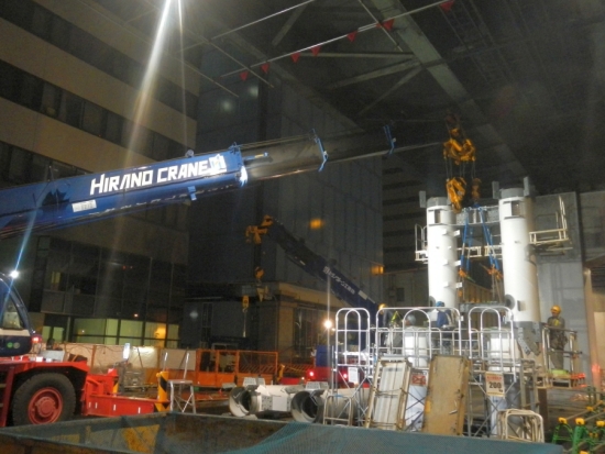 2ブロック鋼製橋脚上柱 架設