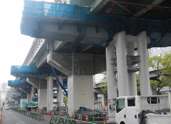 1・2ブロック鋼製6橋脚 架設完了