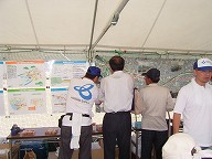 赤レンガ建築　阪高ブース内