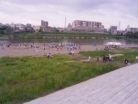 水辺の楽校 川辺全景