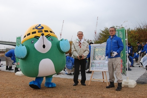 「阪神高速グループの森」第１回植樹会