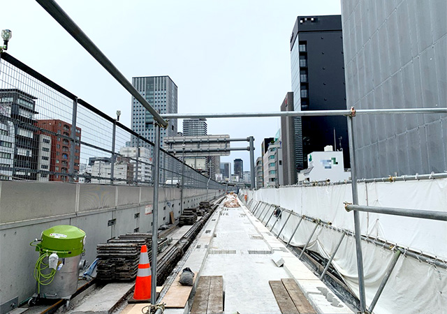 2023年4月 東上P50付近　高速道路上