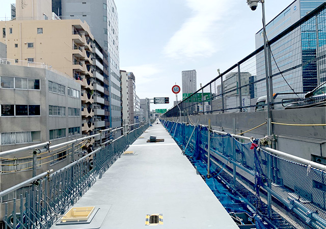 2023年5月 東上P49付近　高速道路上