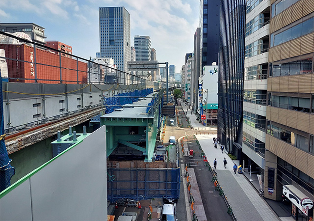 2023年10月 東上P50付近　高速道路上