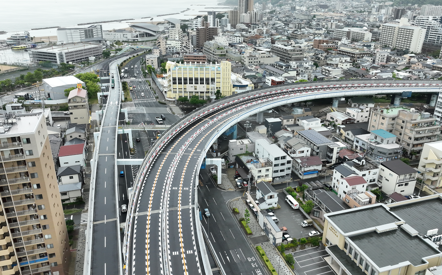 第 二 神明 道路